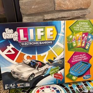 Hasbro The Game of LIFE Electronic Banking